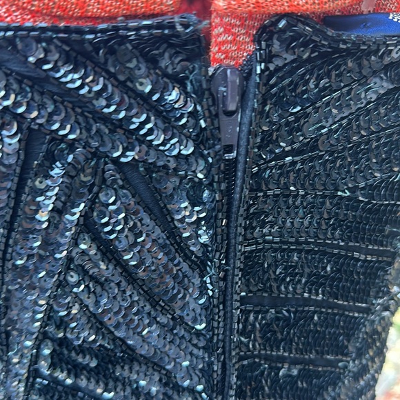 Gorgeous Black Sequin Peplum Tank with Boning and zip Back Sz 12 NWT - Picture 5 of 9